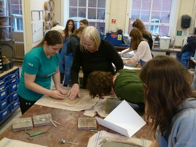 Internationally famous ceramic artist Sandy Brown runs Artist in Residence Workshop!